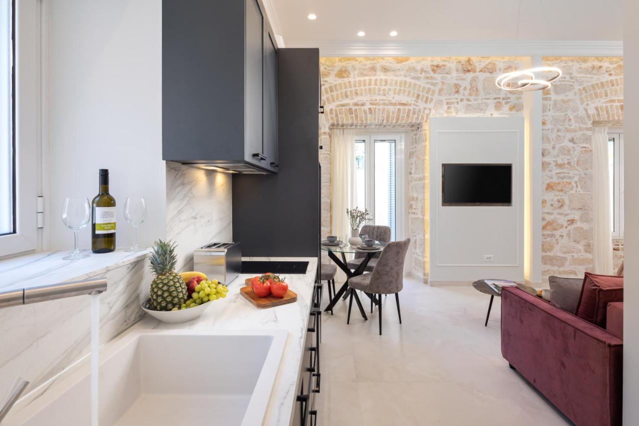 Modern-Vintage Old Town Suites Corfu  Экстерьер фото